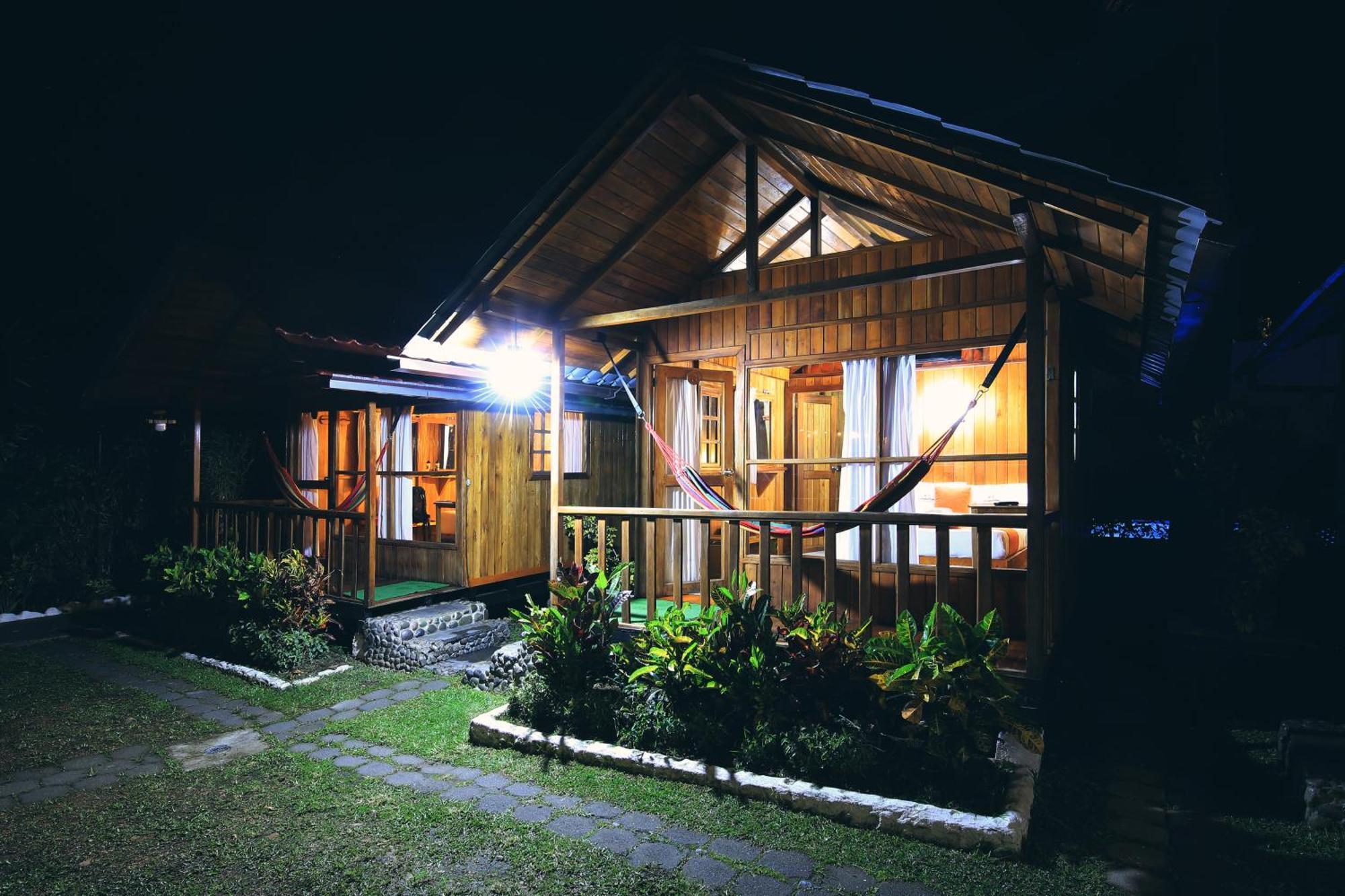 La Posada De Mindo Exterior photo
