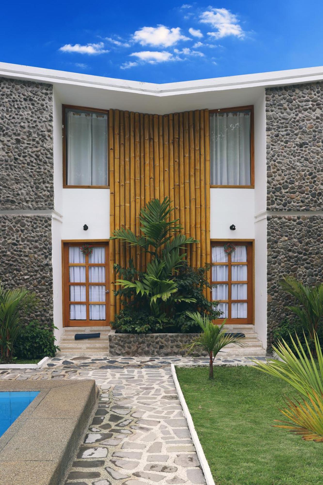 La Posada De Mindo Exterior photo